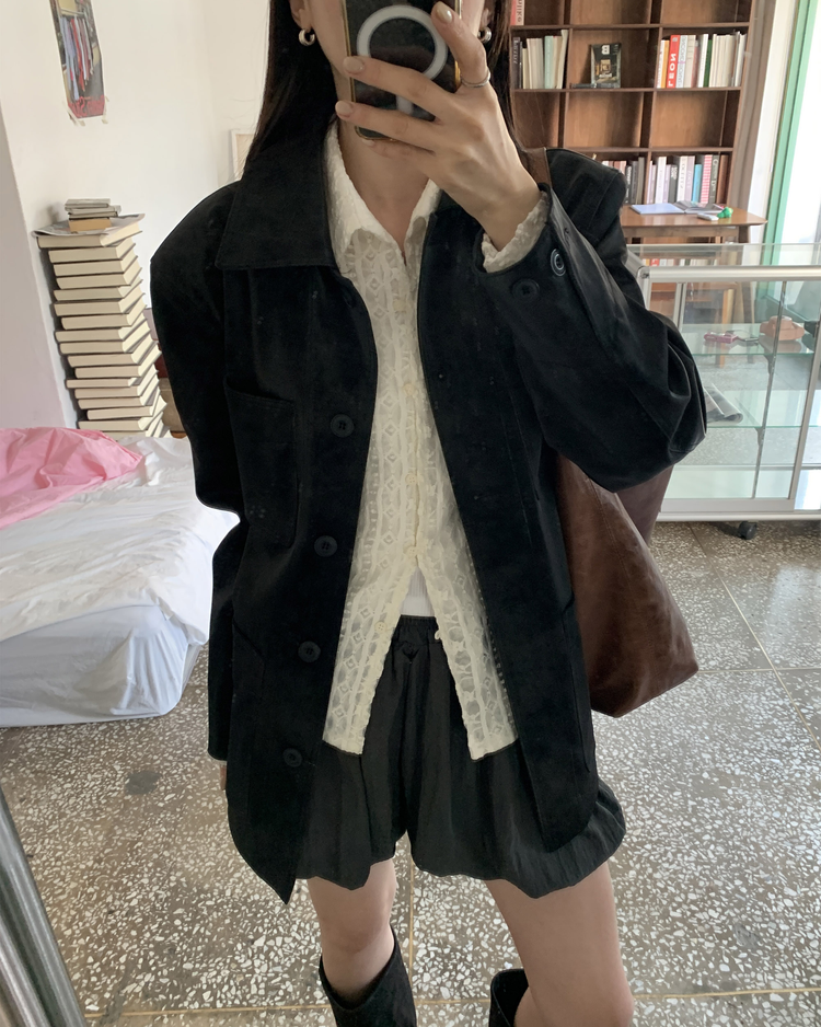 透膚蕾絲翻領修腰上衣