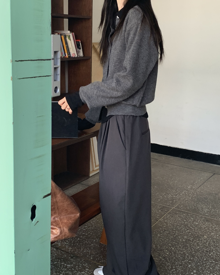 翻領弧下擺修腰排鈕上衣