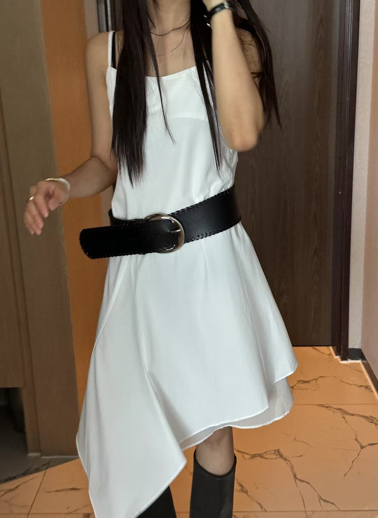 層次感不規則細節連身裙