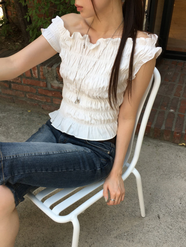 美肩抓皺層次細節上衣