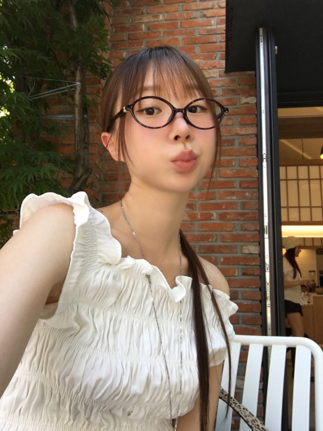 美肩抓皺層次細節上衣