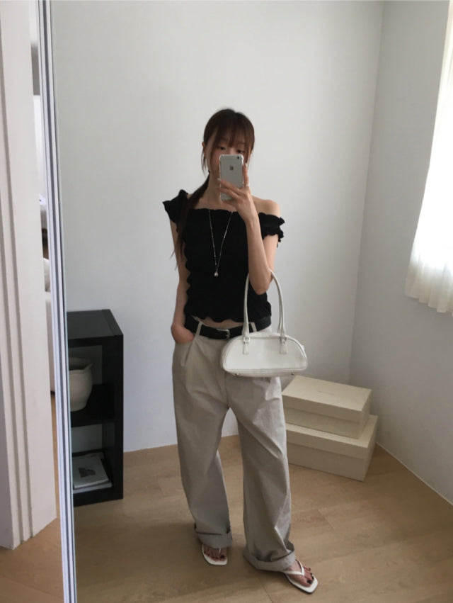 美肩抓皺層次細節上衣
