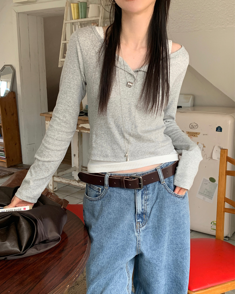 美色圓領半扣鈕細節上衣