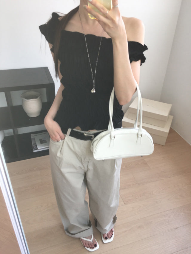 美肩抓皺層次細節上衣