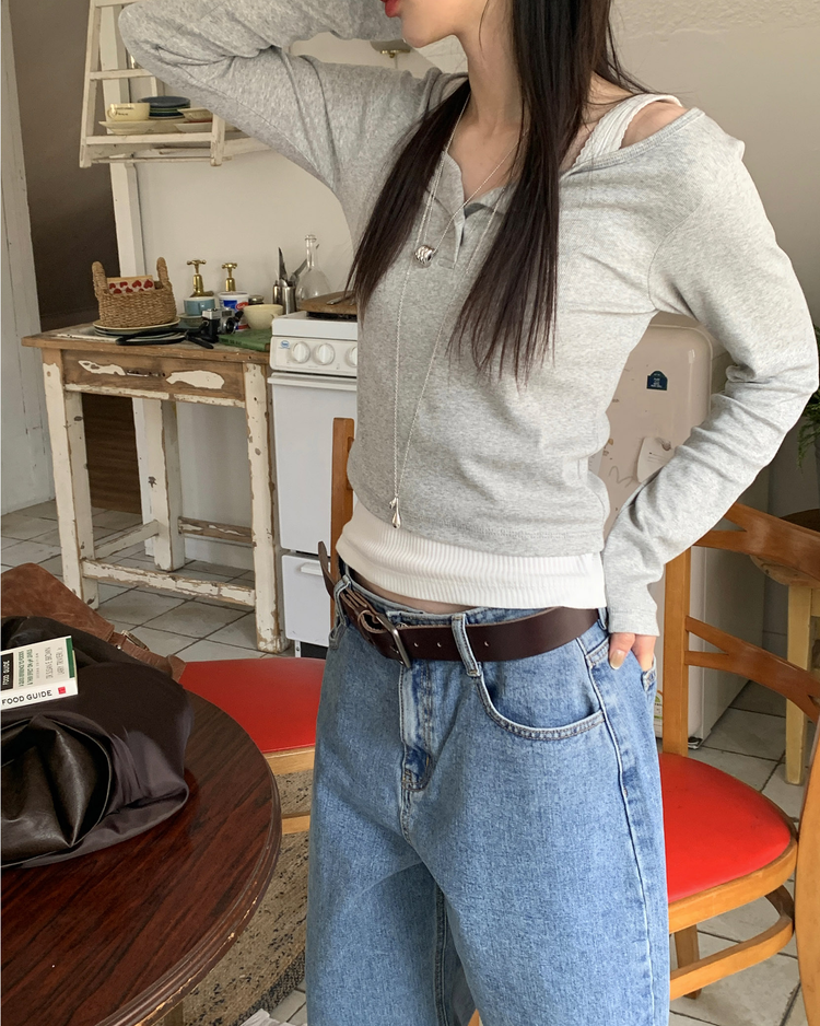 美色圓領半扣鈕細節上衣