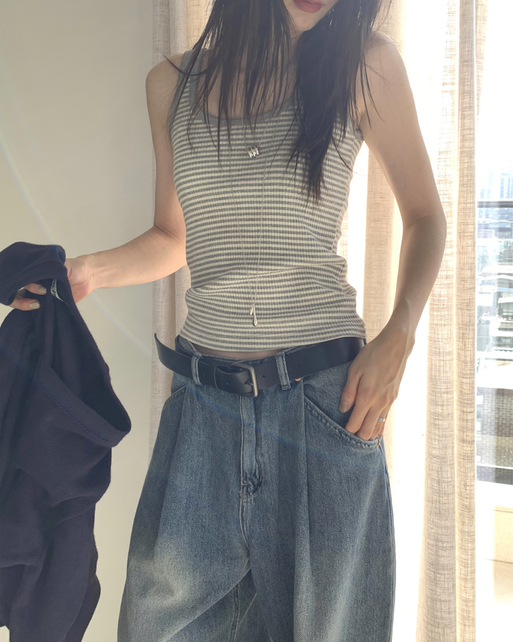 蕾絲邊細節條紋背心