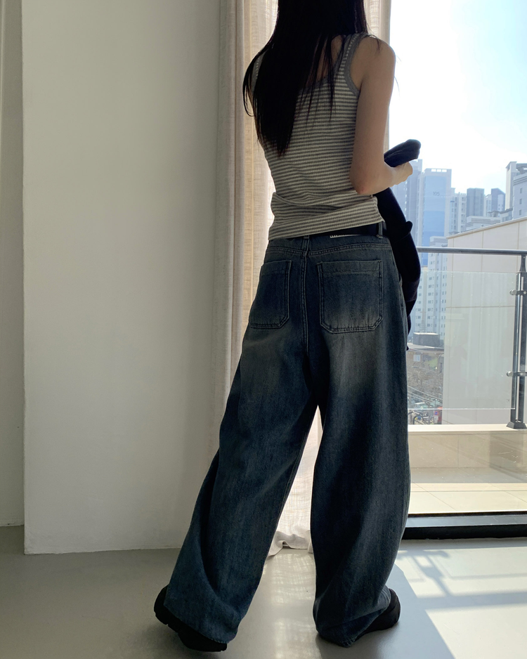 蕾絲邊細節條紋背心