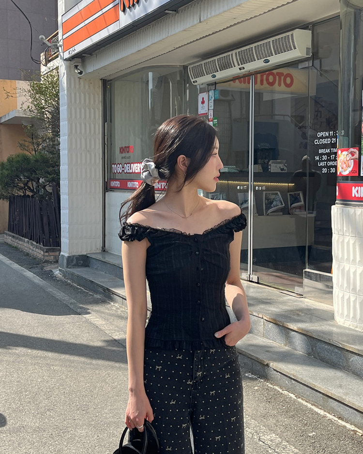 蕾絲細節修腰兩穿上衣