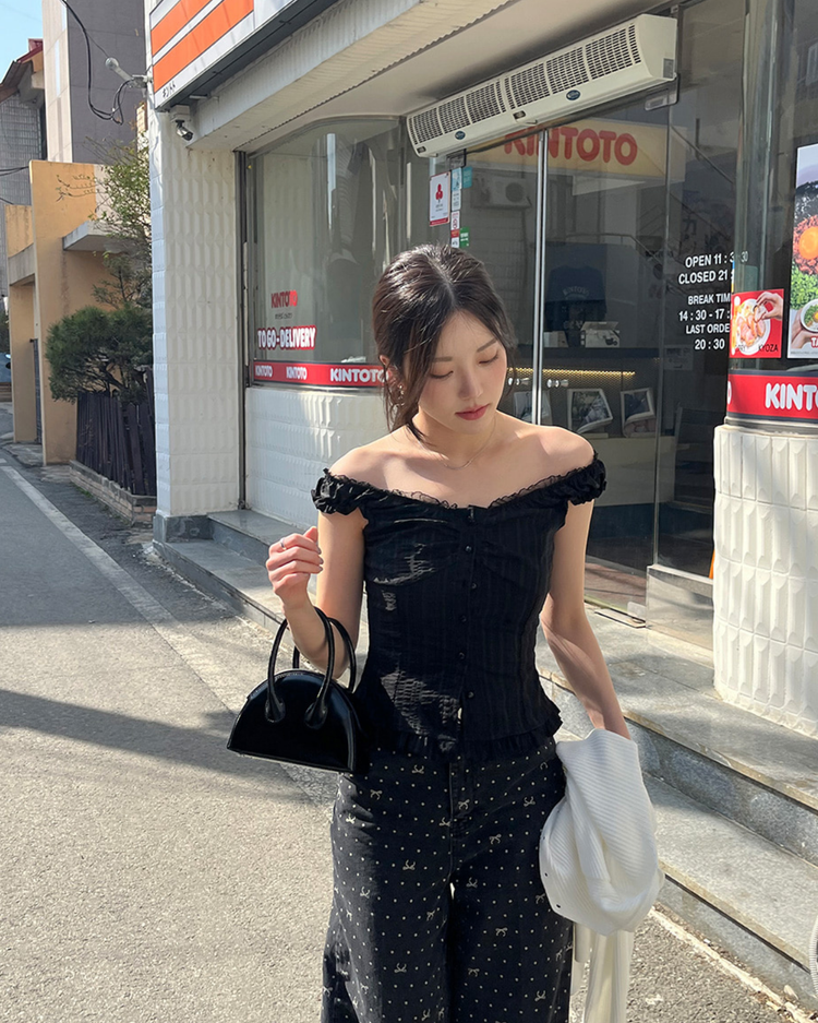 蕾絲細節修腰兩穿上衣
