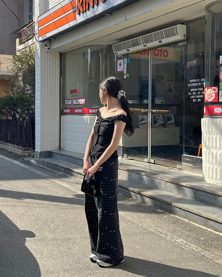 蕾絲細節修腰兩穿上衣