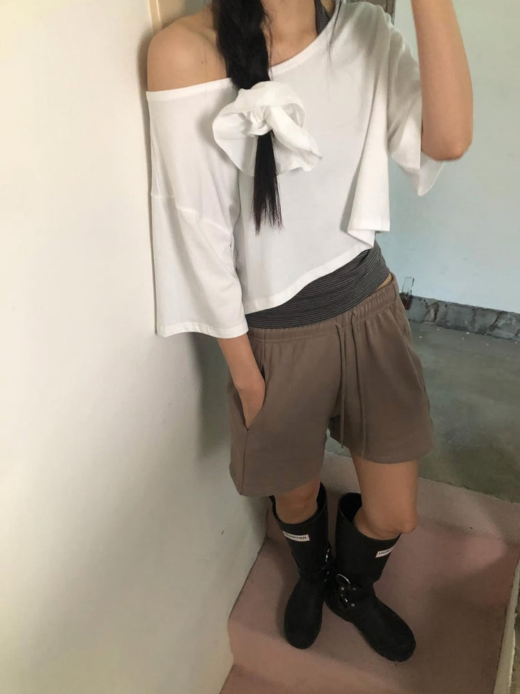 美肩條紋掛脖兩件式上衣