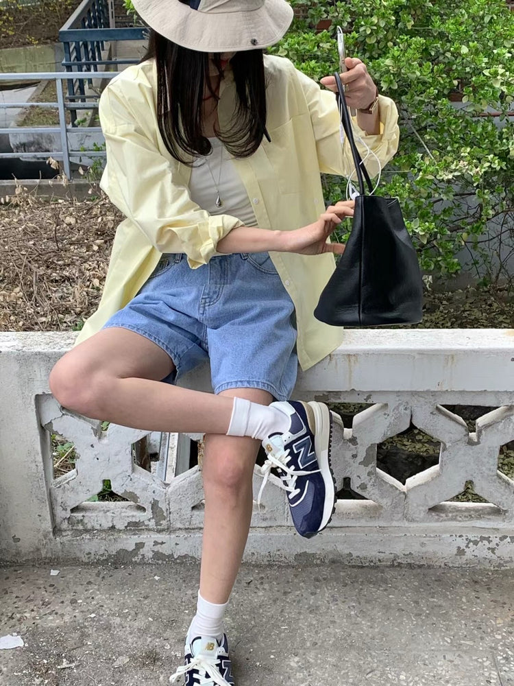 (現)高質條紋側扣後開叉襯衫