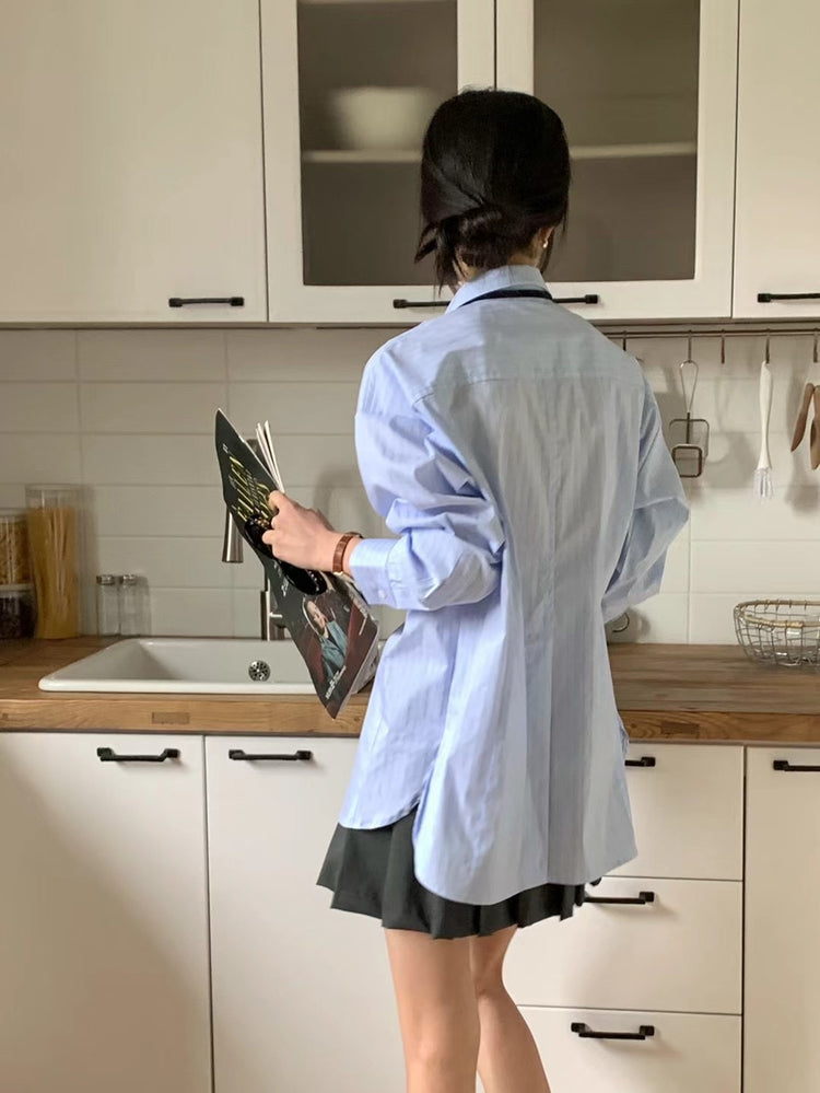 (現)高質條紋側扣後開叉襯衫