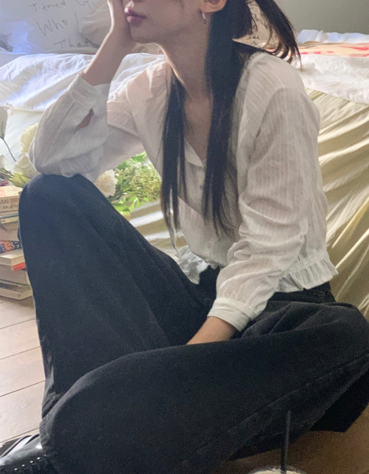 蕾絲邊垂帶細節上衣