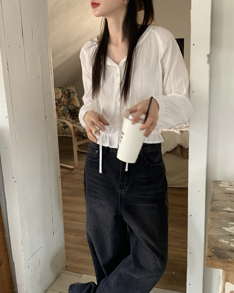 蕾絲邊垂帶細節上衣