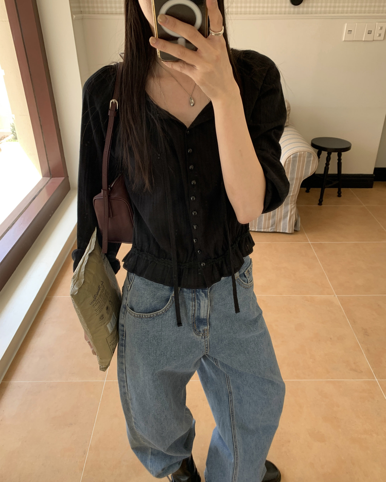 蕾絲邊垂帶細節上衣
