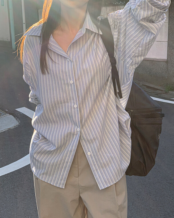 輕薄質感條紋寬鬆襯衫