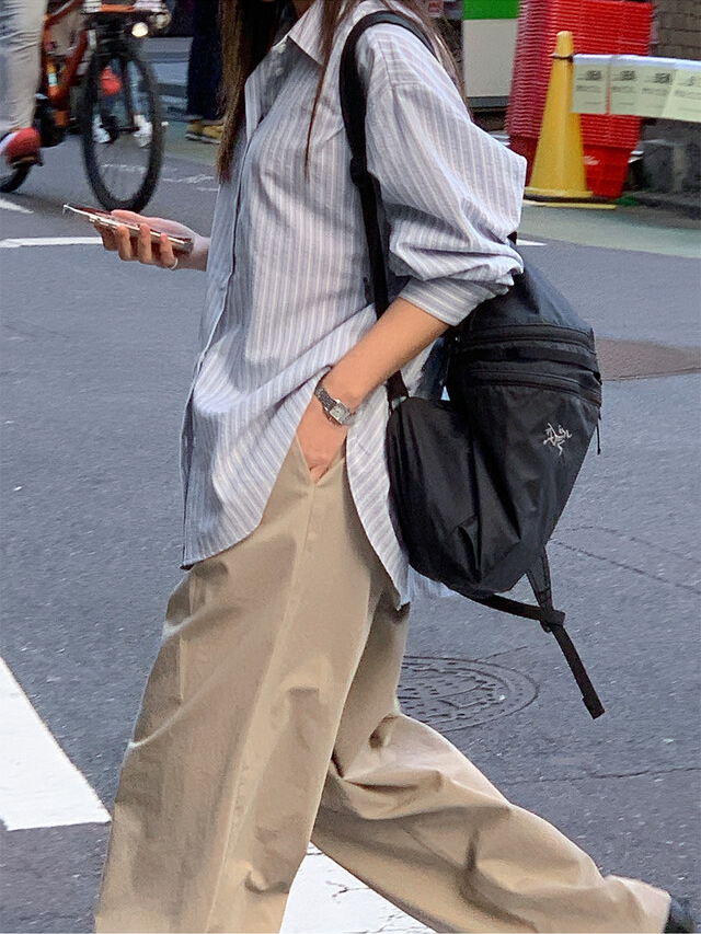 輕薄質感條紋寬鬆襯衫