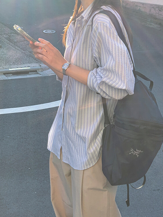 輕薄質感條紋寬鬆襯衫