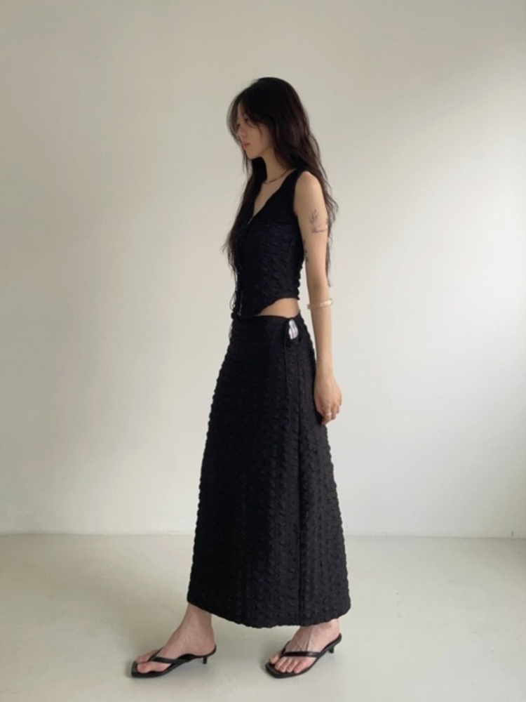 泡泡棉綁帶細節上衣
