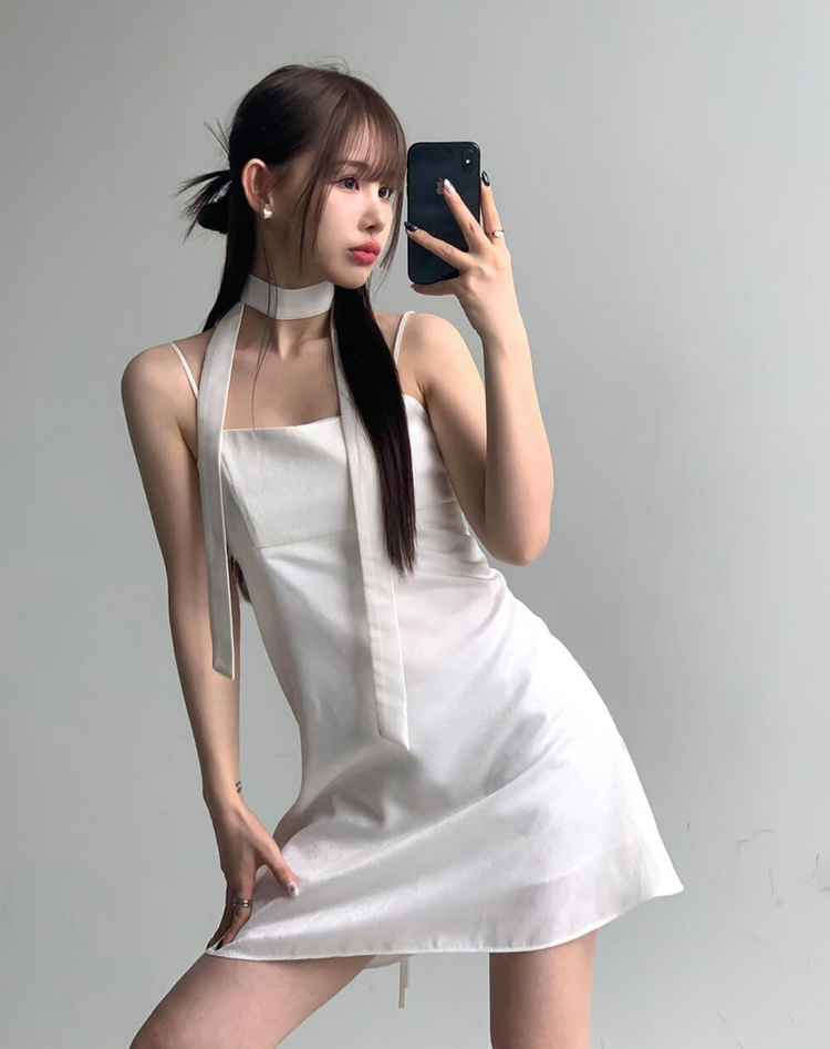 (現)芭蕾風暗紋後綁帶圍巾連身裙