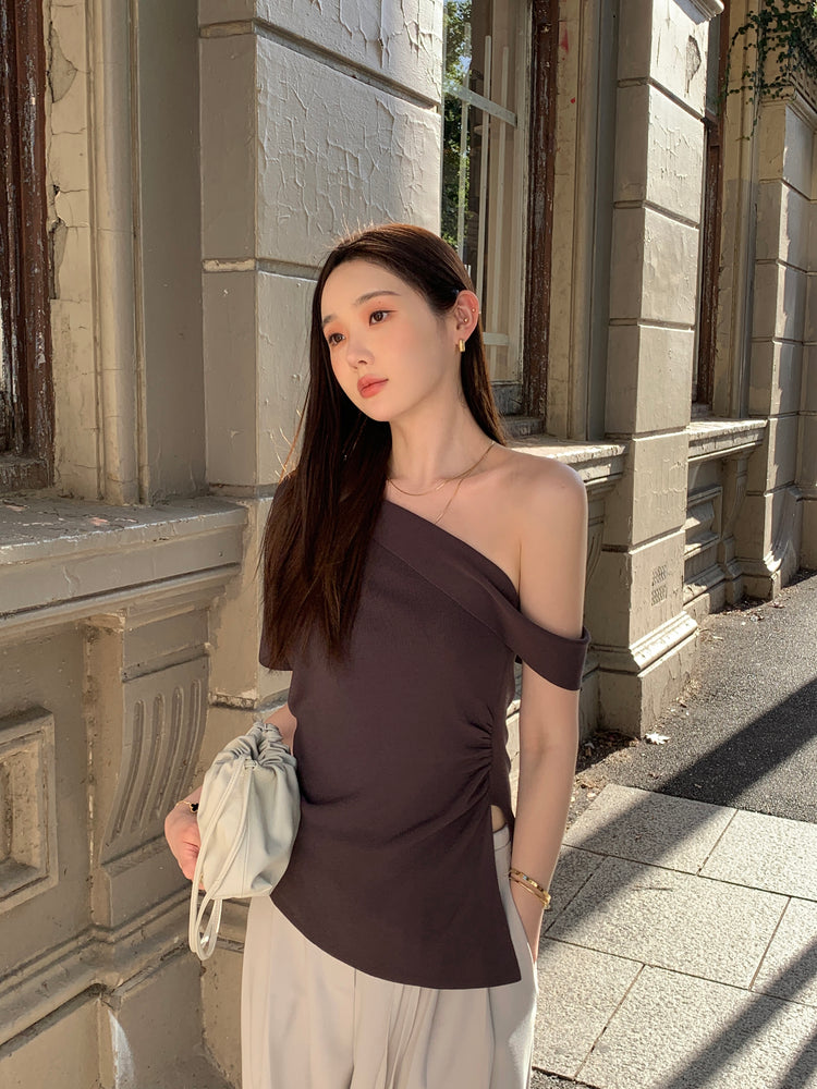 高質美肩側開叉針織上衣