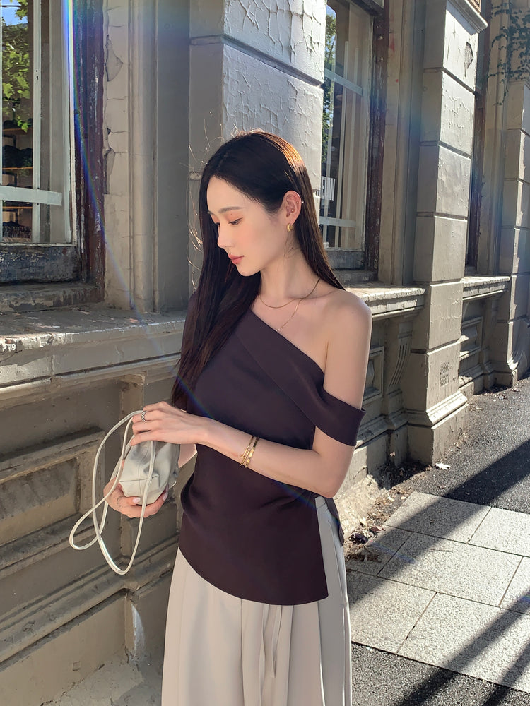 高質美肩側開叉針織上衣