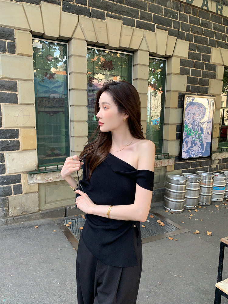 高質美肩側開叉針織上衣