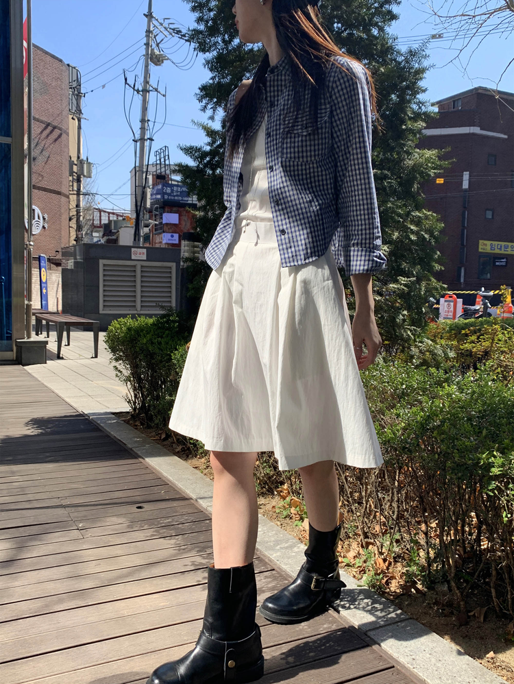 高質輕薄格紋修腰襯衫