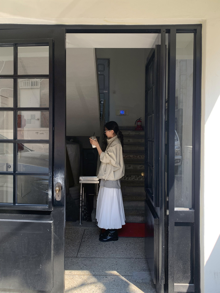 輕薄尼龍鬆緊腰泡泡裙