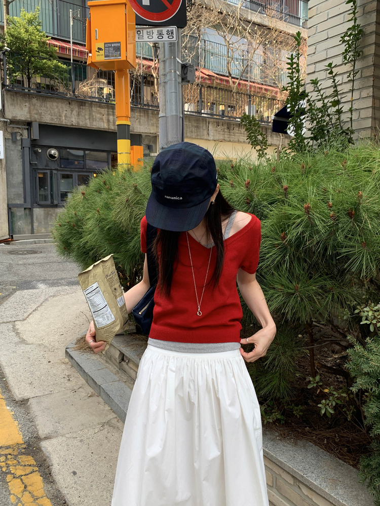 V領修腰針織上衣