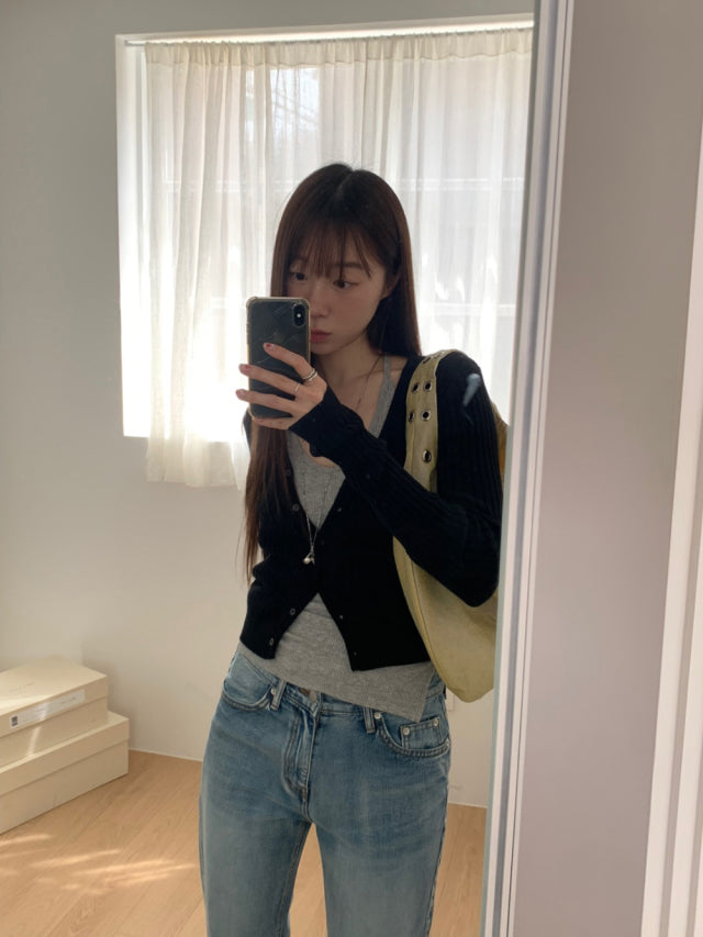 排鈕寬坑紋修身針織上衣