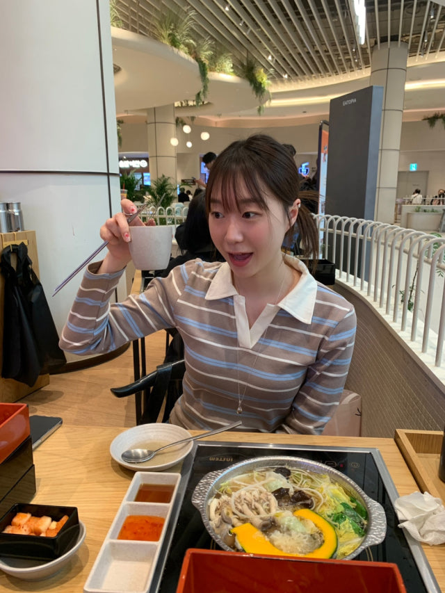 翻領撞色條紋上衣