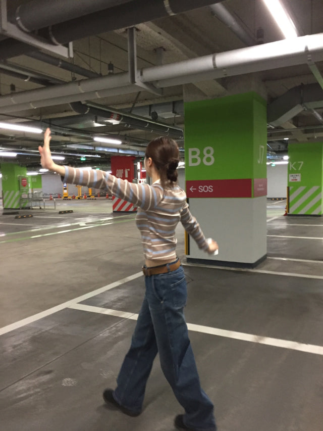 翻領撞色條紋上衣