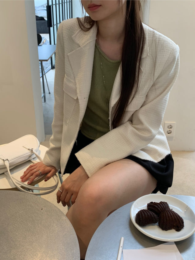 美腰綁帶細節針織上衣