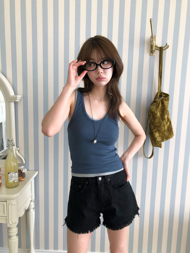 基礎美色U領修身背心