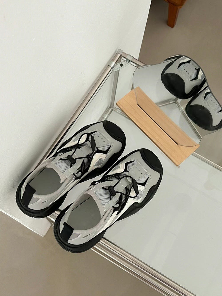 機能縷空細節休閒鞋