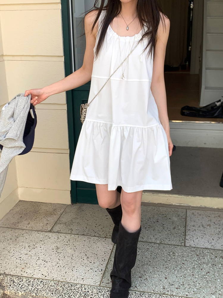 美背抓皺綁帶細節連身裙