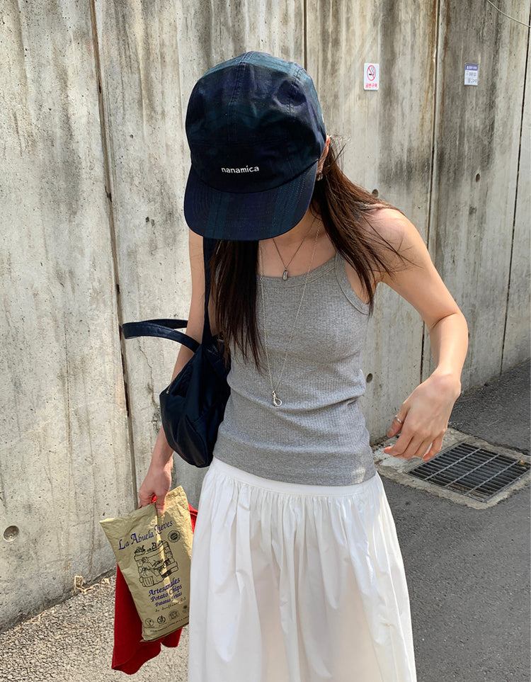 美色細帶基礎休閒背心