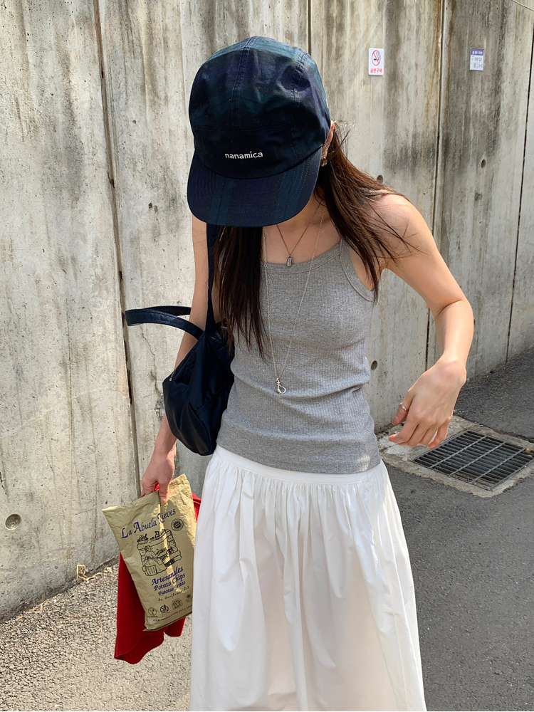 美色細帶基礎休閒背心