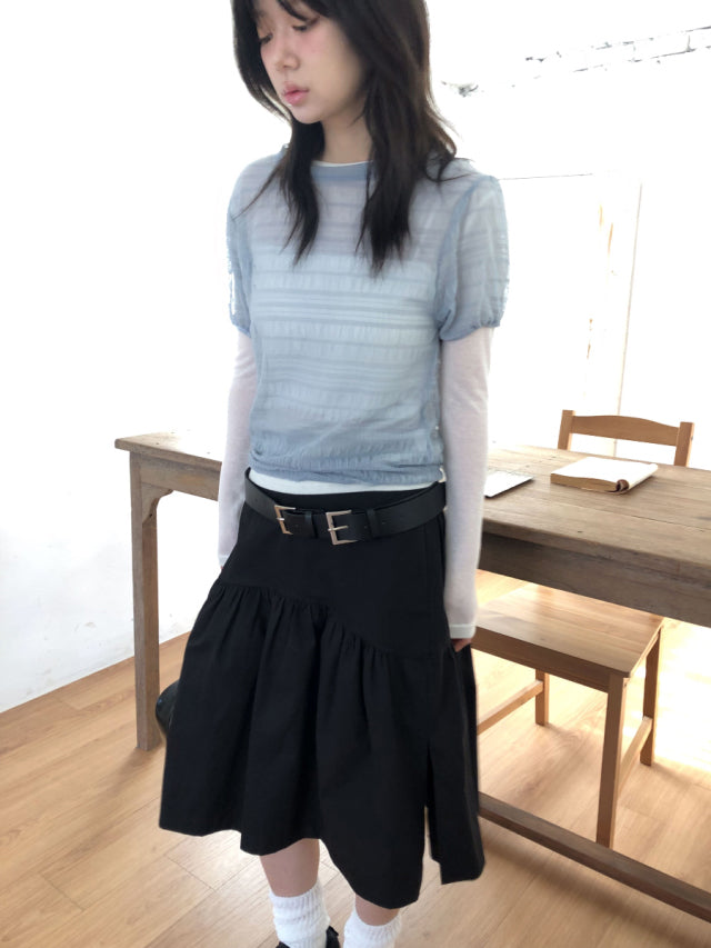 透膚皺紋理束口細節上衣