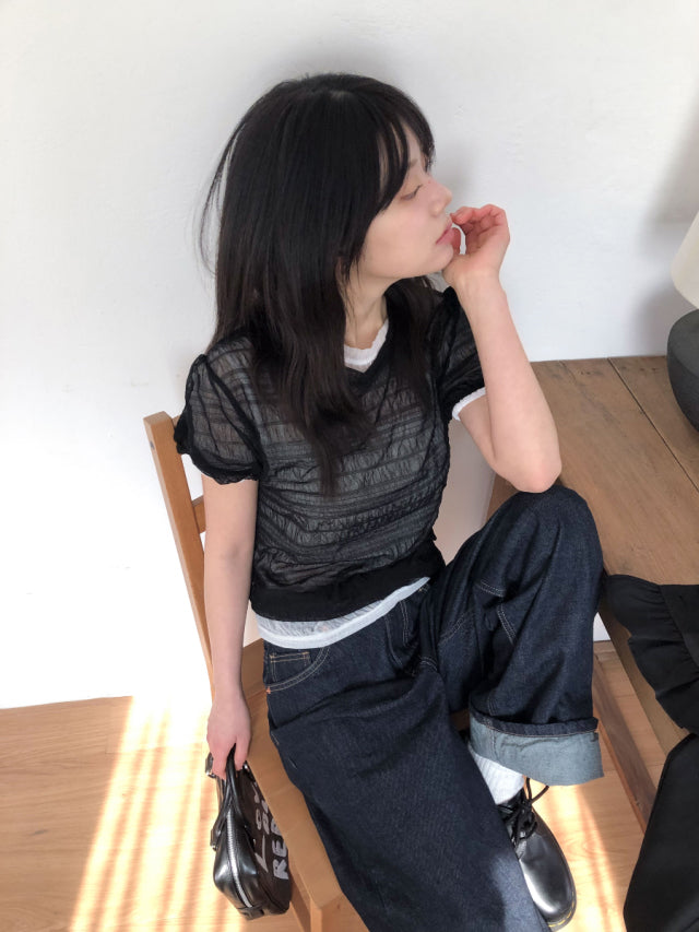 透膚皺紋理束口細節上衣