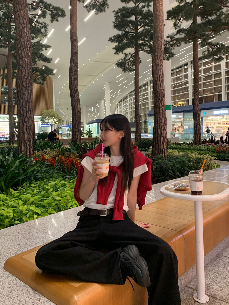 透膚麻料排鈕針織上衣