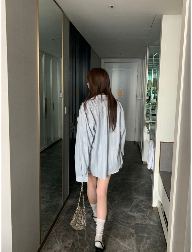 撞色條紋細節寬鬆襯衫