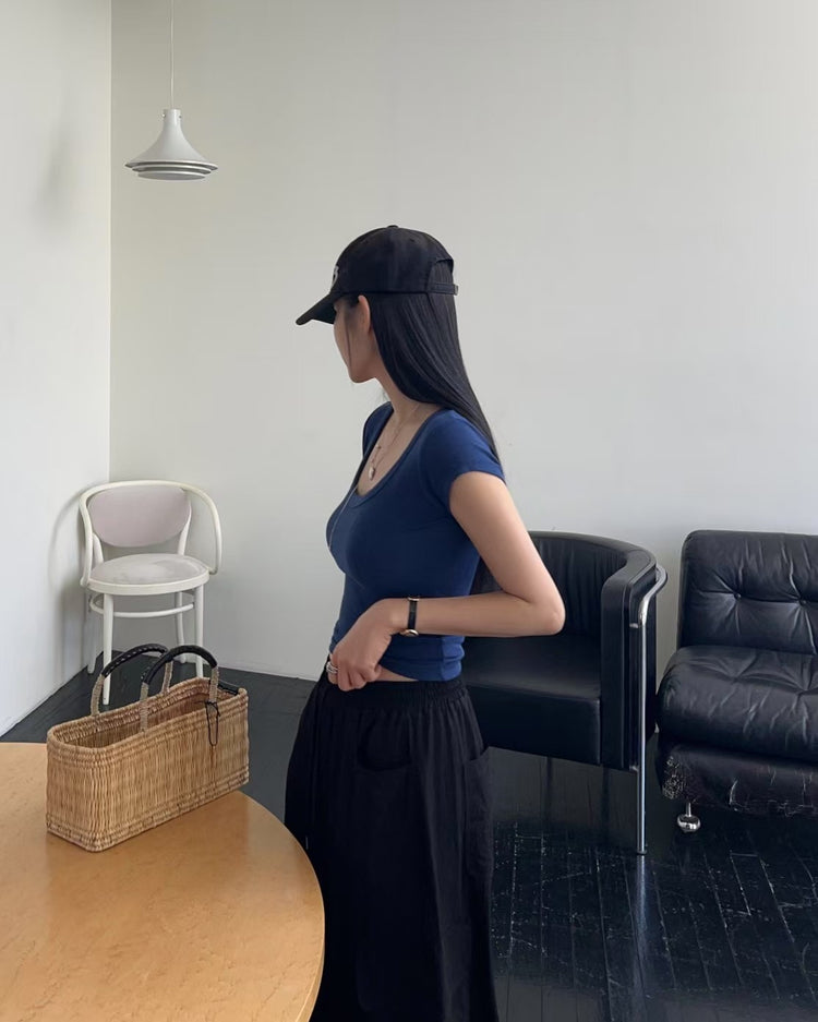 美色親膚U領修身上衣