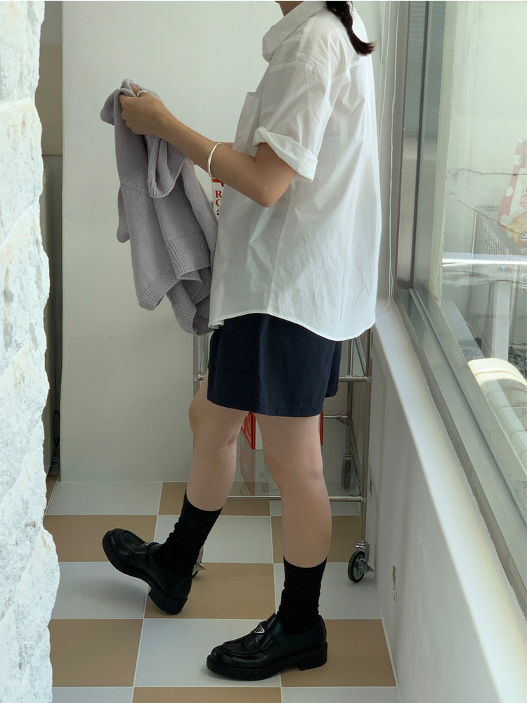 美色休閒感短袖襯衫