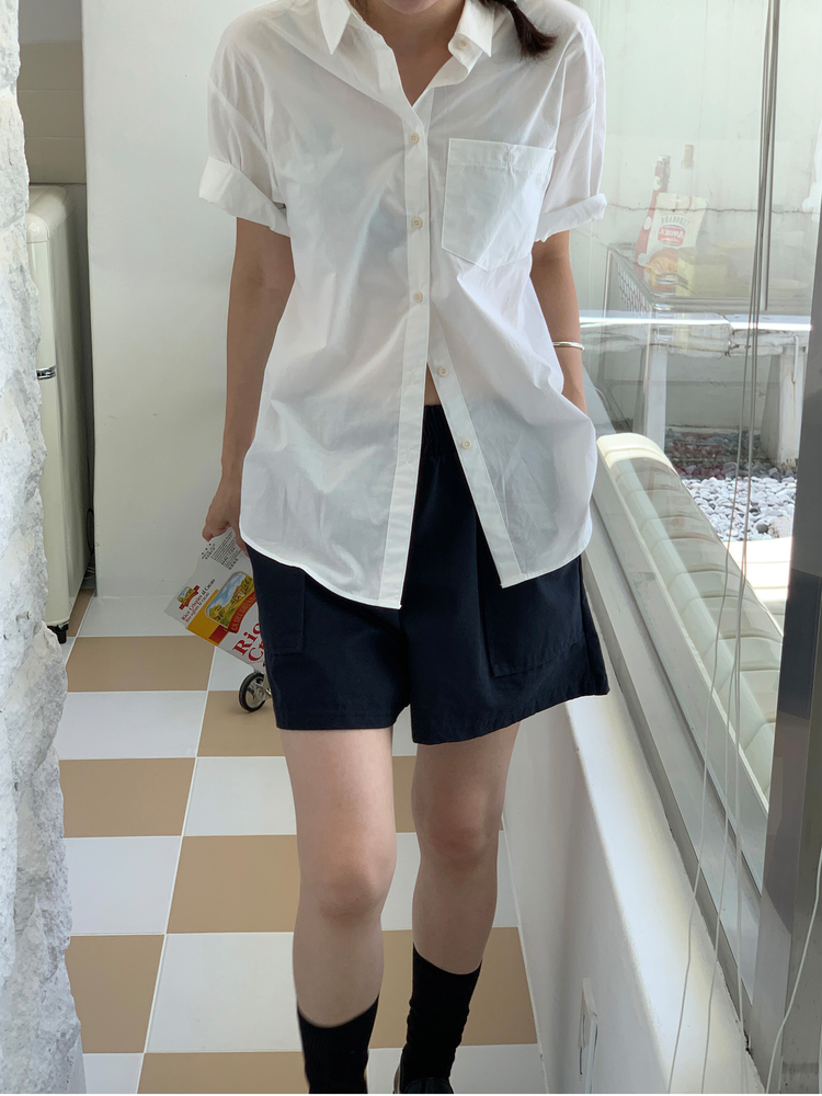 美色休閒感短袖襯衫