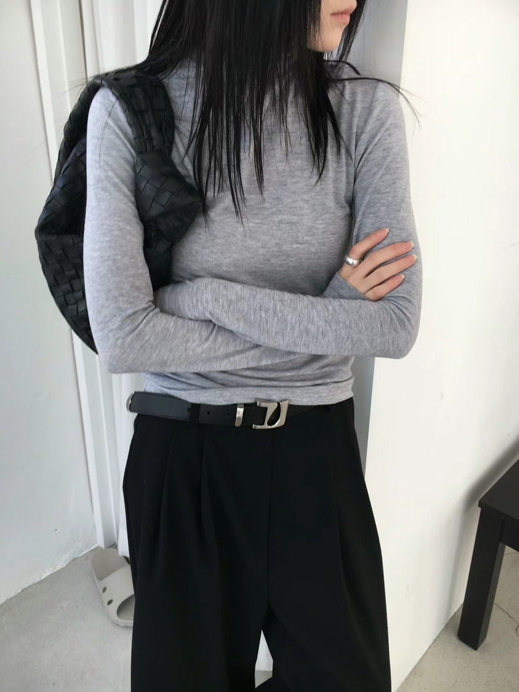 高領天絲雙面穿壓線細節上衣