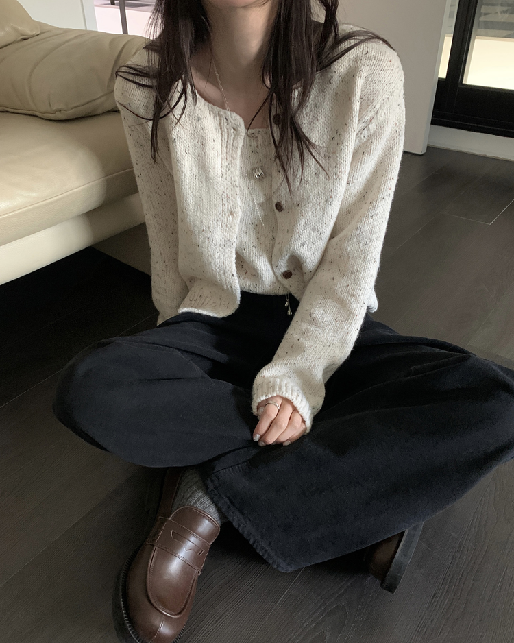 輕磨毛基礎直腿牛仔褲