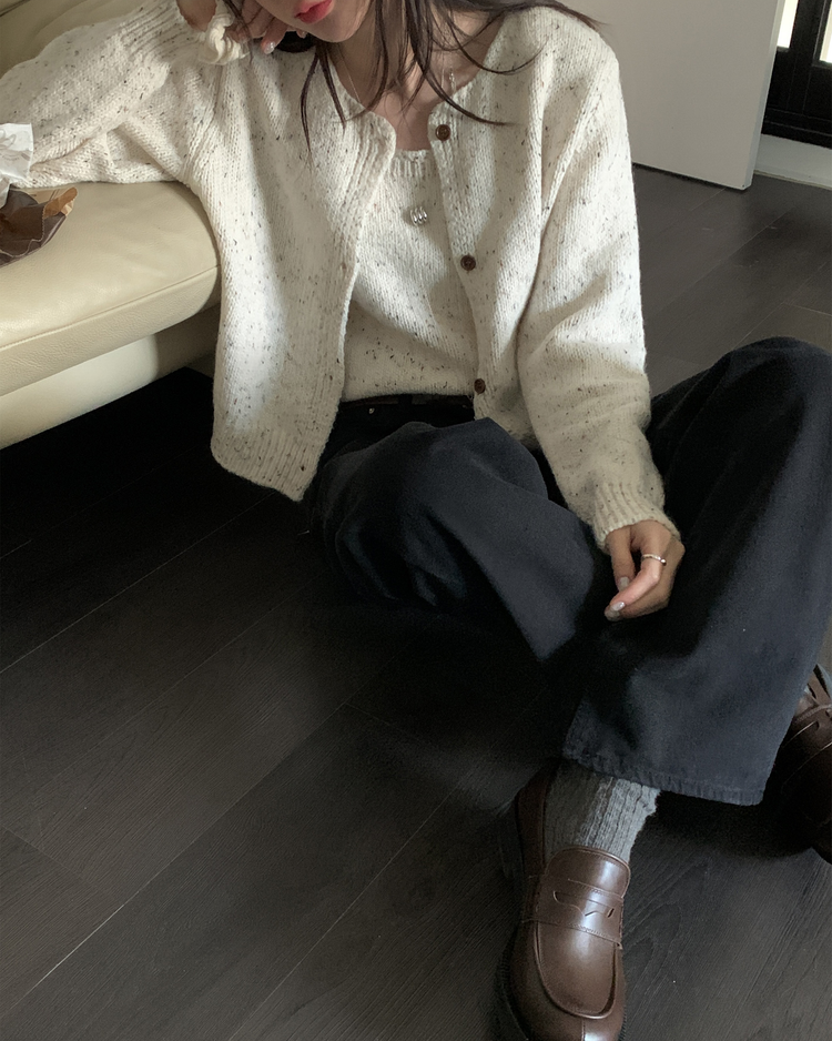 輕磨毛基礎直腿牛仔褲